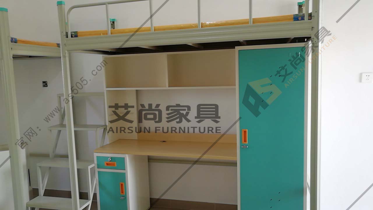 珠海中世發(fā)公司一大車員工宿舍公寓床抵達(dá)現(xiàn)場